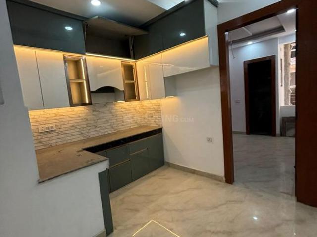 2 BHK Apartment in Sector 73 for resale Noida. The reference number is 20443349