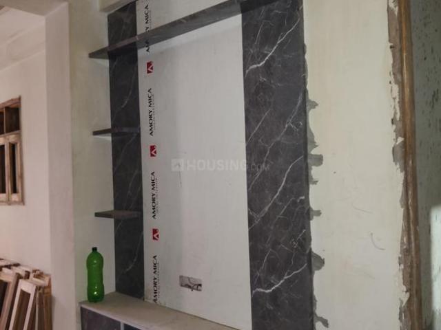 2 BHK Apartment in Sector 73 for resale Noida. The reference number is 20571903