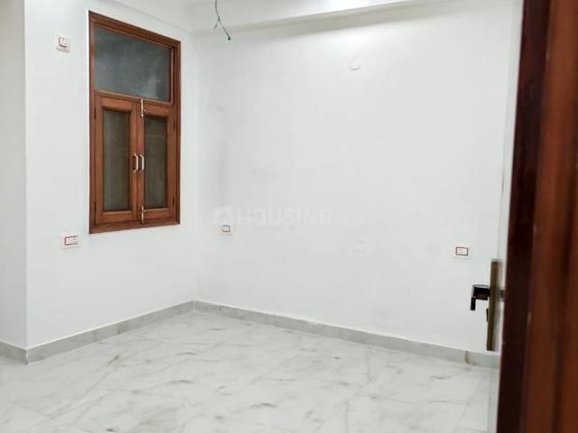 2 BHK Apartment in Sector 73 for resale Noida. The reference number is 20706888