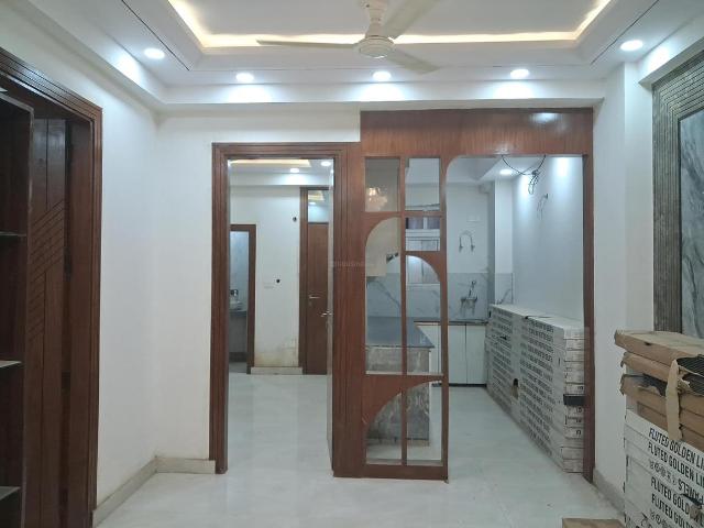 2 BHK Apartment in Sector 73 for resale Noida. The reference number is 20948604