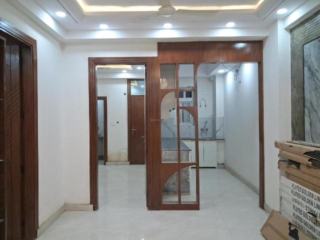 2 BHK Apartment in Sector 73 for resale Noida. The reference number is 21069383