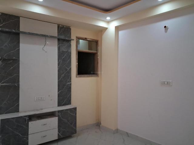 2 BHK Apartment in Sector 74 for resale Noida. The reference number is 21093739