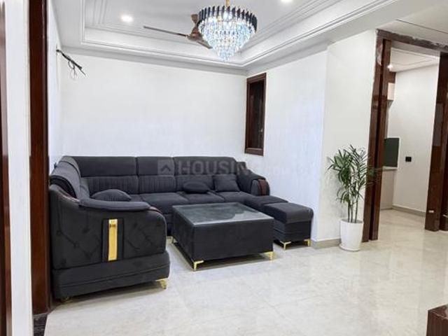 2 BHK Apartment in Sector 73 for resale Noida. The reference number is 21116867