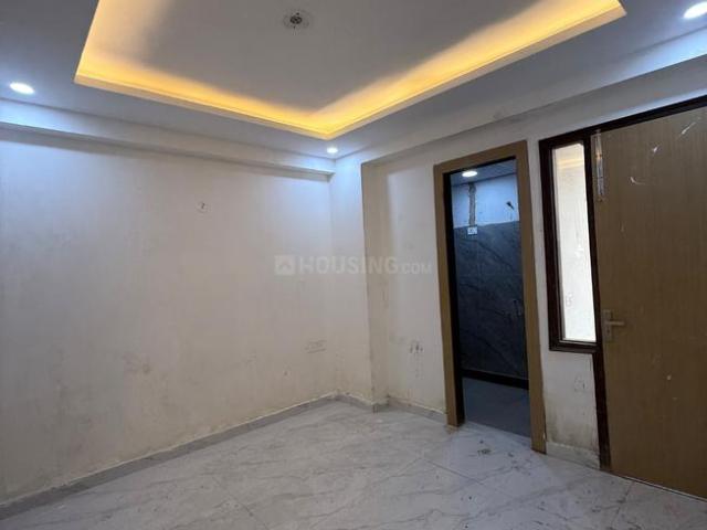 2 BHK Apartment in Sector 73 for resale Noida. The reference number is 21289202