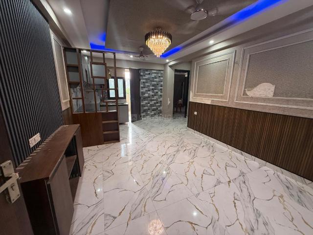 2 BHK Apartment in Sector 73 for resale Noida. The reference number is 21301927