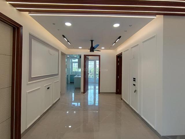 2 BHK Apartment in Sector 7 Dwarka for resale New Delhi. The reference number is 20476928