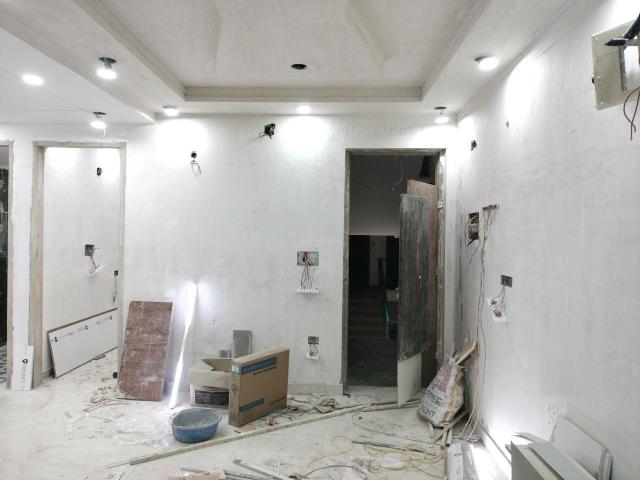 2 BHK Apartment in Sector 7 Dwarka for resale New Delhi. The reference number is 21289400