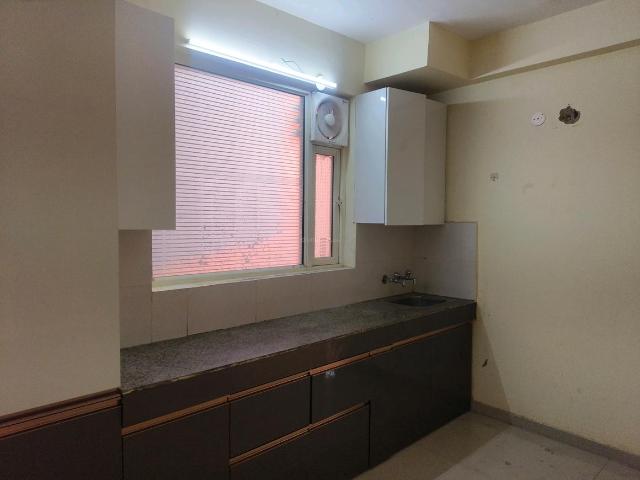 2 BHK Apartment in Sector 85 for rent Gurgaon. The reference number is 18718297