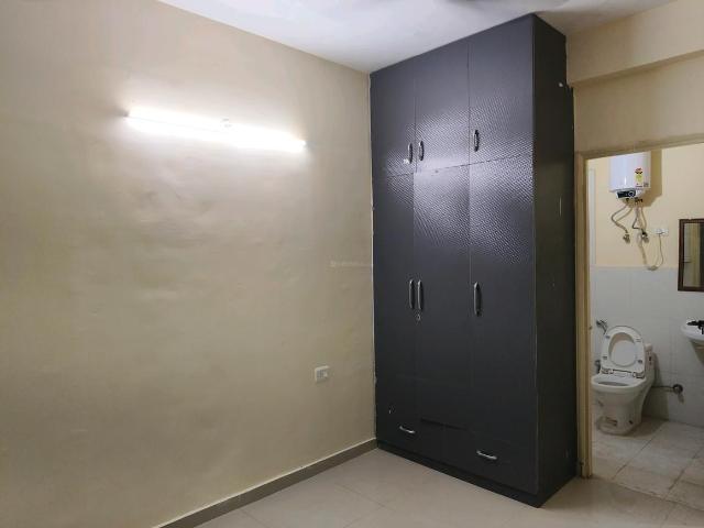 2 BHK Apartment in Sector 85 for rent Gurgaon. The reference number is 20596418