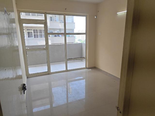 2 BHK Apartment in Sector 85 for rent Gurgaon. The reference number is 21074222