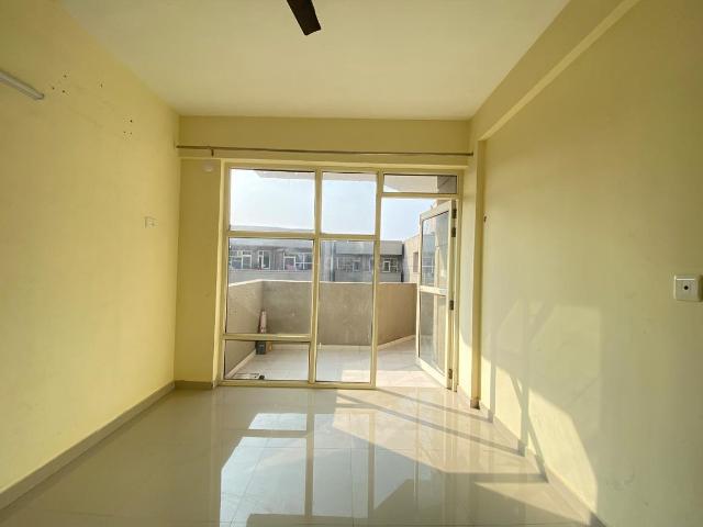 2 BHK Apartment in Sector 85 for resale Gurgaon. The reference number is 21340580