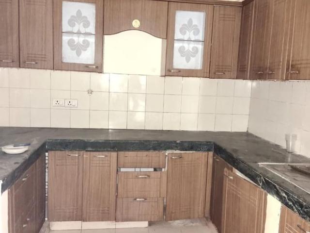 2 BHK Apartment in Sector 86 for rent Faridabad. The reference number is 18052176