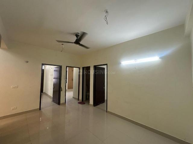 2 BHK Apartment in Sector 86 for rent Faridabad. The reference number is 19442194