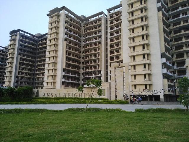2 BHK Apartment in Sector 86 for rent Gurgaon. The reference number is 20657626