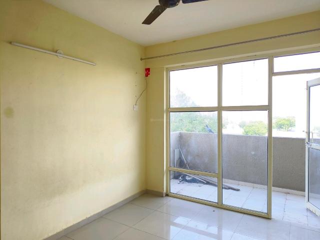 2 BHK Apartment in Sector 86 for rent Gurgaon. The reference number is 20987611