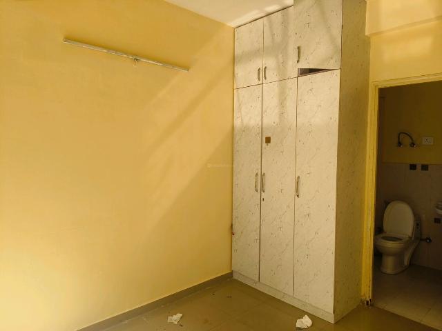 2 BHK Apartment in Sector 86 for rent Gurgaon. The reference number is 20988021