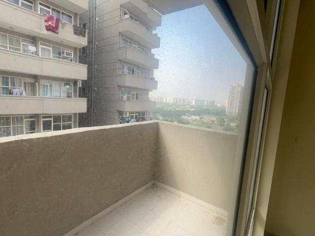 2 BHK Apartment in Sector 86 for rent Gurgaon. The reference number is 21005762