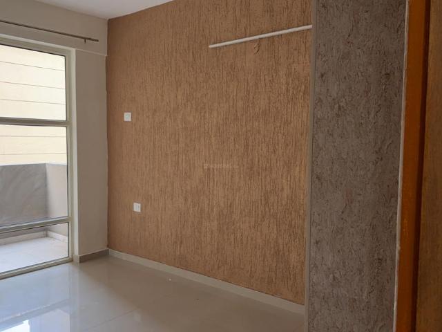 2 BHK Apartment in Sector 86 for rent Gurgaon. The reference number is 21225623