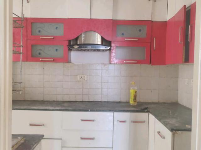 2 BHK Apartment in Sector 86 for resale Faridabad. The reference number is 21125973