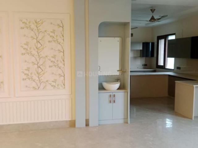 2 BHK Apartment in Sector 87 for resale Faridabad. The reference number is 21044512