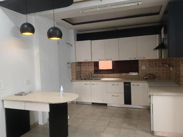 2 BHK Apartment in Sector 88 for rent Faridabad. The reference number is 21204844