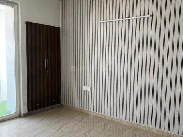 2 BHK Apartment in Sector 80 for rent Faridabad. The reference number is 19729222