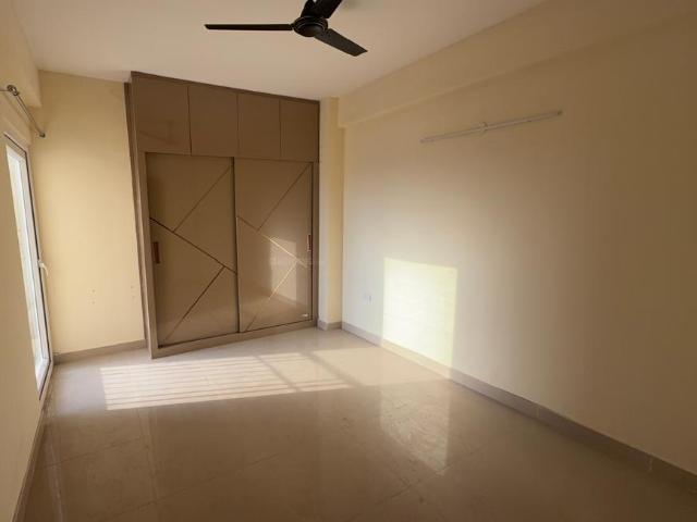 2 BHK Apartment in Sector 81 for rent Gurgaon. The reference number is 20547122
