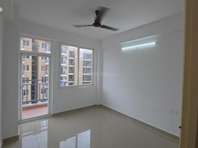 2 BHK Apartment in Sector 81 for rent Gurgaon. The reference number is 21048572