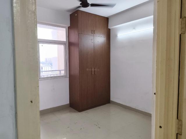 2 BHK Apartment in Sector 81 for rent Gurgaon. The reference number is 21105851