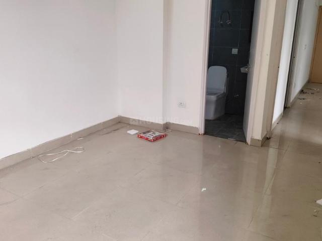 2 BHK Apartment in Sector 81 for rent Gurgaon. The reference number is 21152405