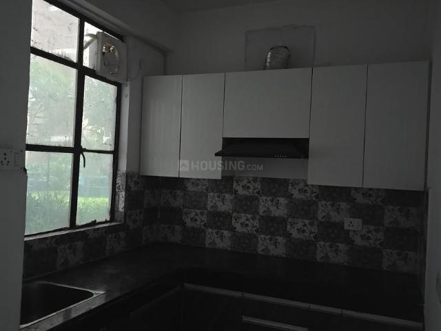 2 BHK Apartment in Sector 81 for resale Gurgaon. The reference number is 17265747