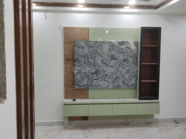 2 BHK Apartment in Sector 81 for resale Noida. The reference number is 20485500
