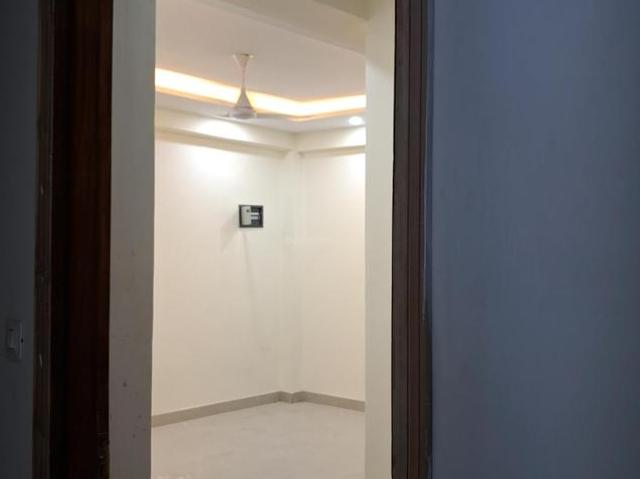 2 BHK Apartment in Sector 81 for resale Noida. The reference number is 21211372