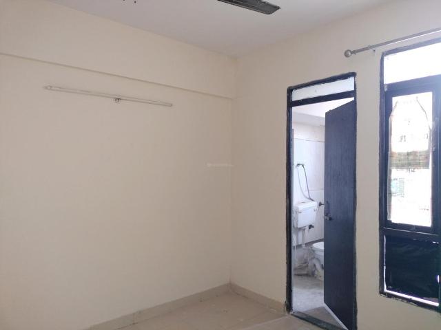 2 BHK Apartment in Sector 82 for resale Faridabad. The reference number is 19627434