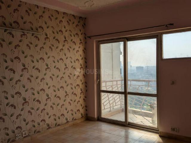 2 BHK Apartment in Sector 82 for resale Faridabad. The reference number is 21140723