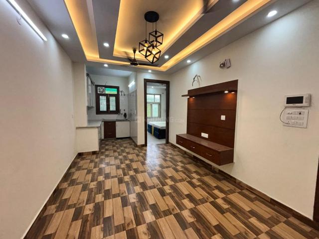2 BHK Apartment in Sector 8 Dwarka for rent New Delhi. The reference number is 20044483
