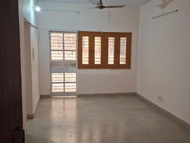 2 BHK Apartment in Sector 8 Rohini for rent New Delhi. The reference number is 21196073