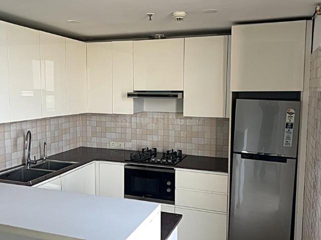 2 BHK Apartment in Sector 94 for rent Noida. The reference number is 18768238