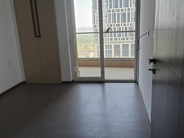 2 BHK Apartment in Sector 94 for rent Noida. The reference number is 19960223