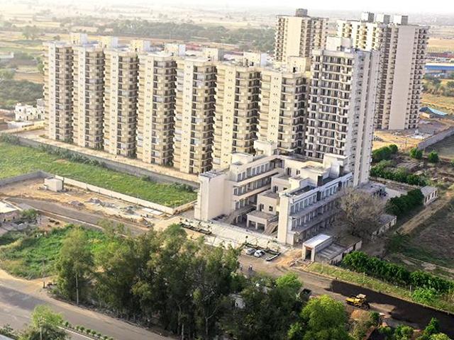2 BHK Apartment in Sector 95A for resale Gurgaon. The reference number is 21172579