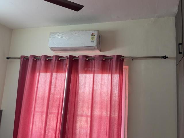 2 BHK Apartment in Sector 99 for rent Gurgaon. The reference number is 20176995