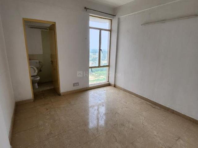 2 BHK Apartment in Sector 99A for resale Gurgaon. The reference number is 20909497