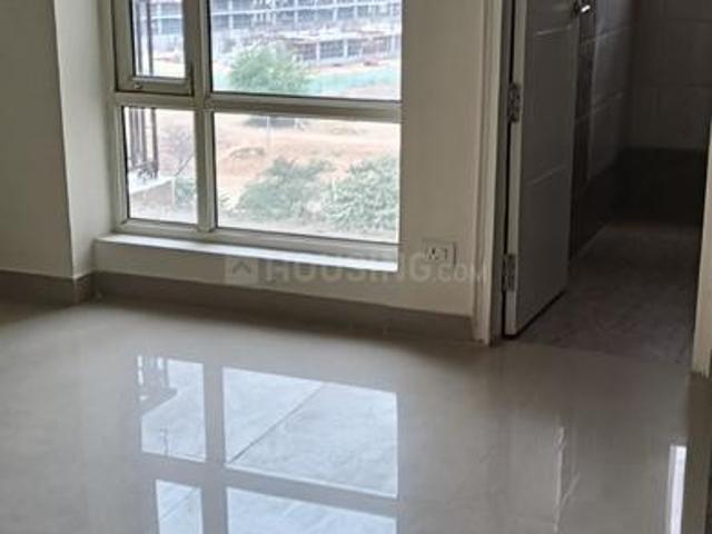 2 BHK Apartment in Sector 90 for rent Gurgaon. The reference number is 14280045