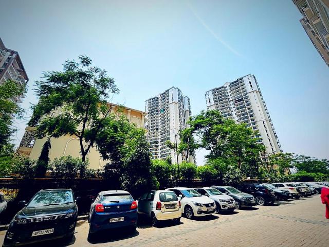 2 BHK Apartment in Sector 90 for rent Gurgaon. The reference number is 19291932