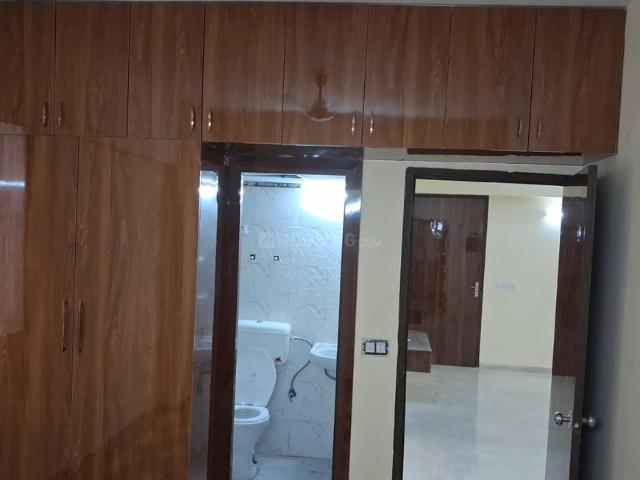 2 BHK Apartment in Sector 90 for rent Gurgaon. The reference number is 20712128