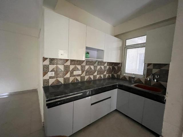 2 BHK Apartment in Sector 90 for rent Gurgaon. The reference number is 20732474