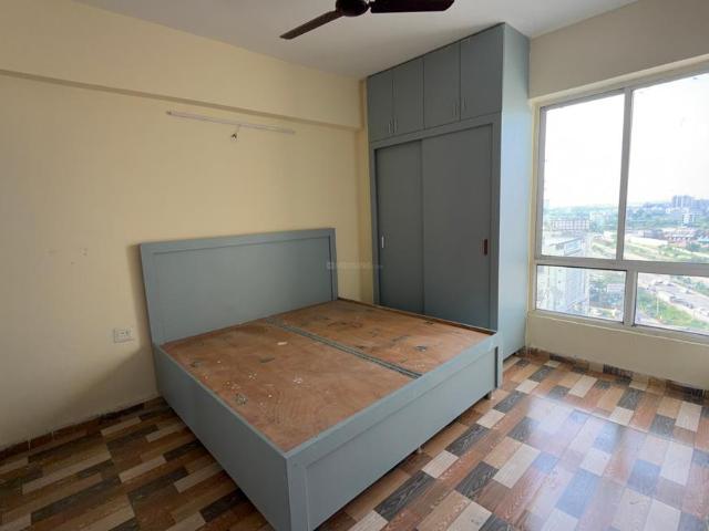 2 BHK Apartment in Sector 90 for rent Gurgaon. The reference number is 20765521