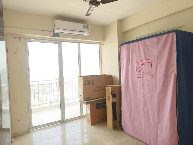 2 BHK Apartment in Sector 90 for rent Gurgaon. The reference number is 20219412