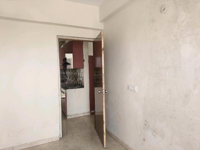 2 BHK Apartment in Sector 90 for rent Gurgaon. The reference number is 20219437