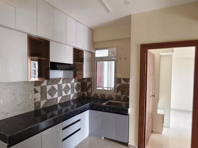 2 BHK Apartment in Sector 90 for rent Gurgaon. The reference number is 21051048